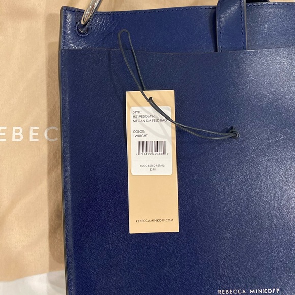 NEW Rebecca Minkoff Megan Small Leather Feedbag - Picture 2 of 4